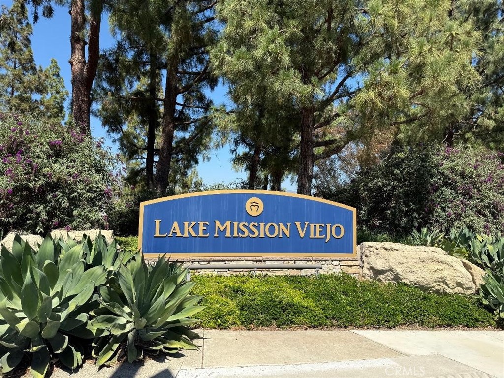 MLS #OC25168742 image #32