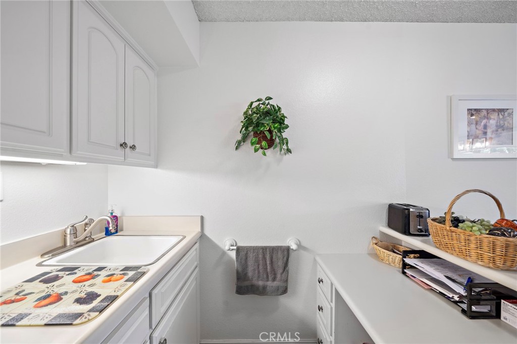 MLS #OC25168809 image #10