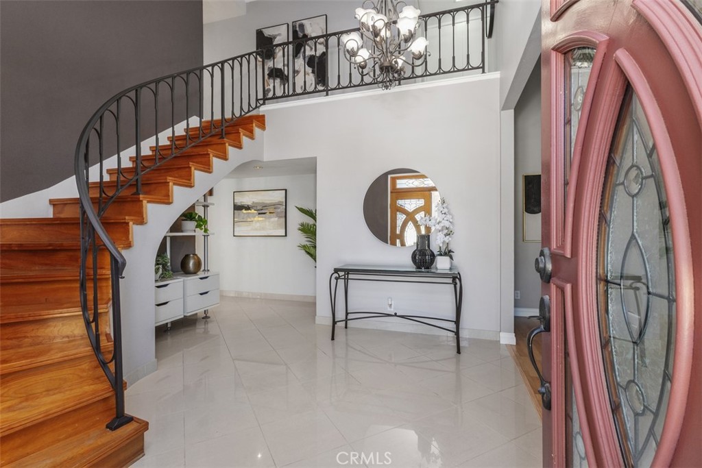 MLS #OC25168879 image #11