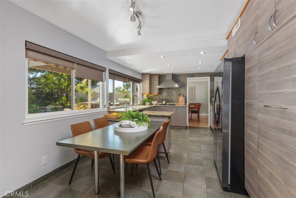 MLS #OC25168879 image #21