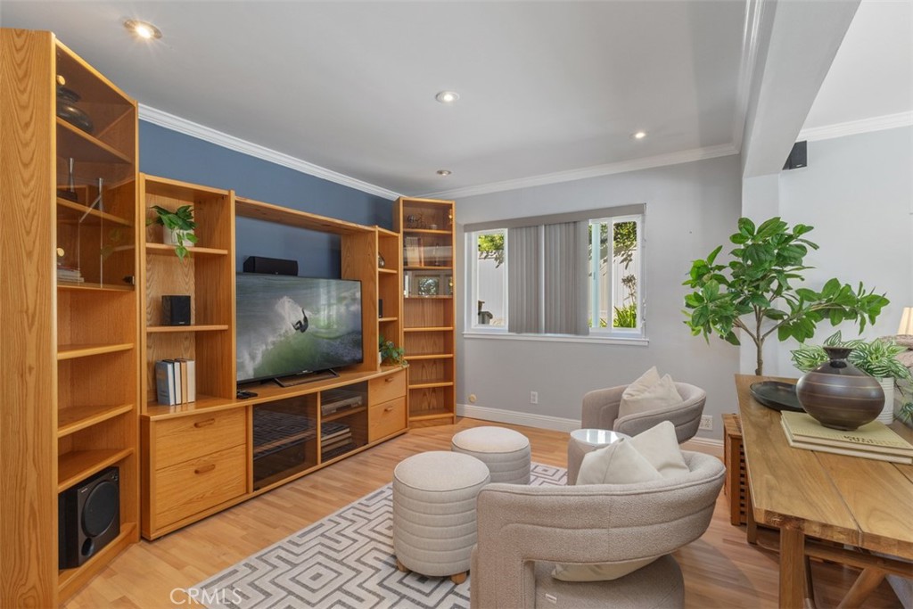 MLS #OC25168879 image #24