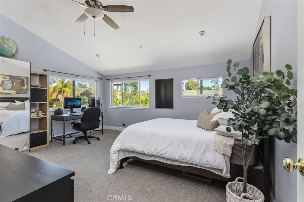 MLS #OC25168879 image #31