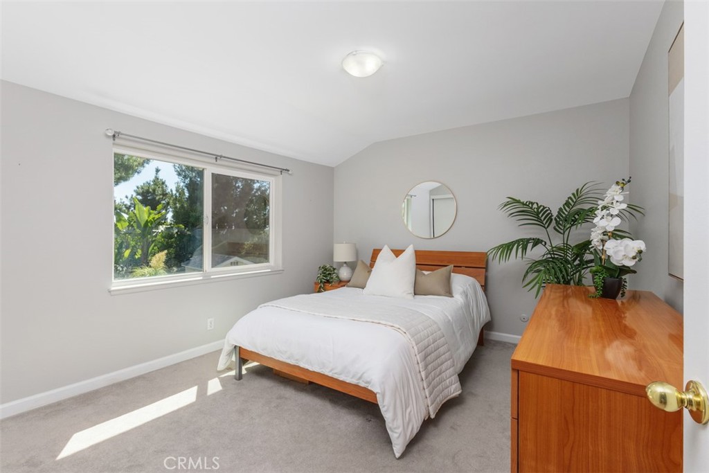 MLS #OC25168879 image #34