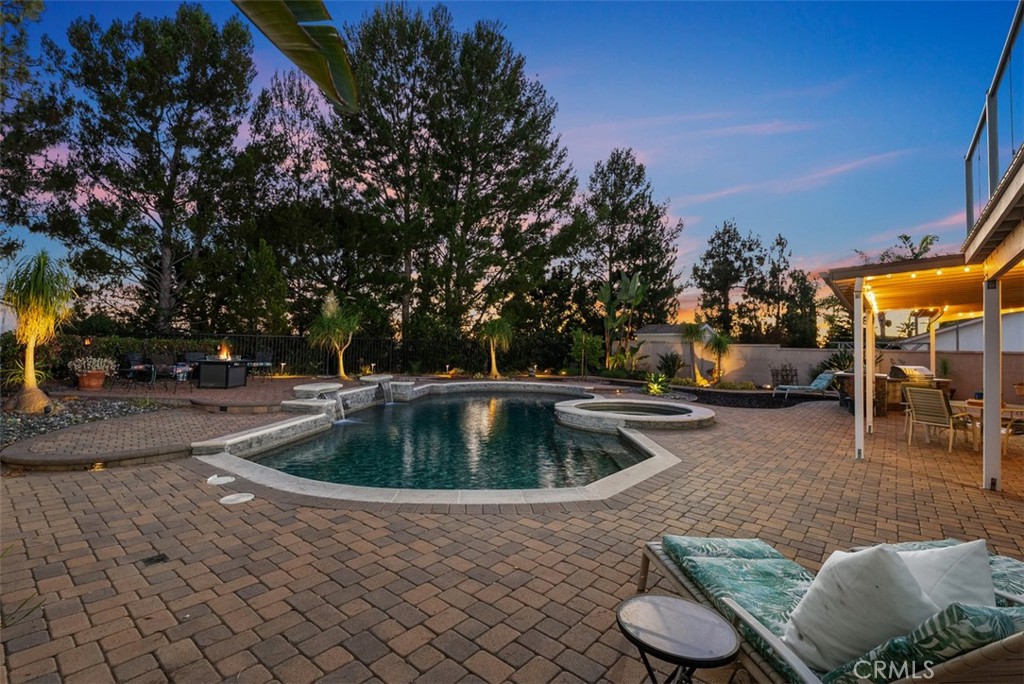 MLS #OC25168879 image #4