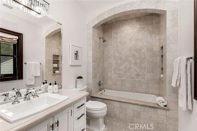 MLS #OC25168963 image #20