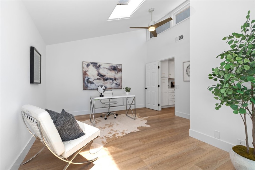 MLS #OC25168968 image #27