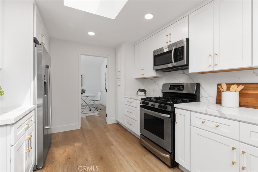 MLS #OC25168968 image #29