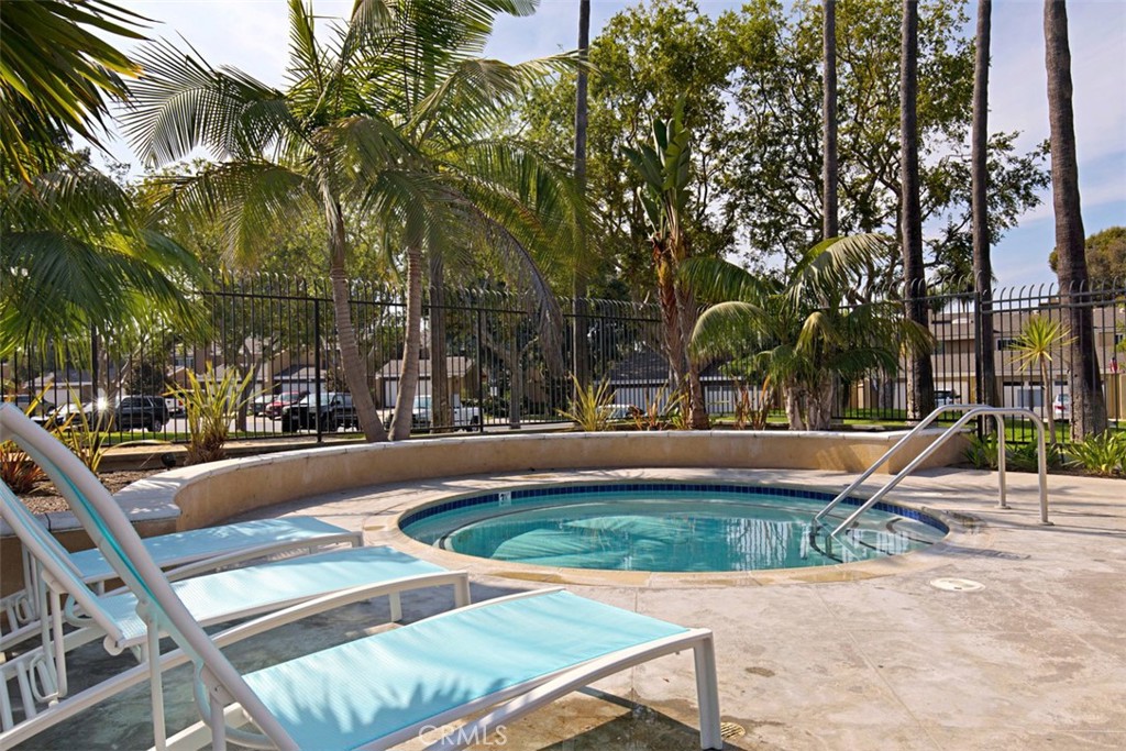 MLS #OC25168968 image #34