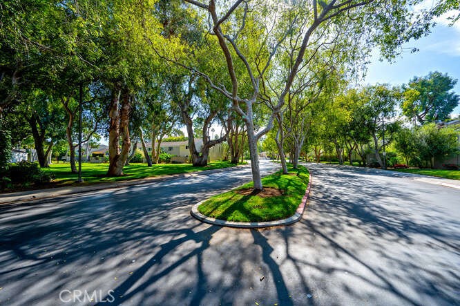 MLS #OC25168968 image #46