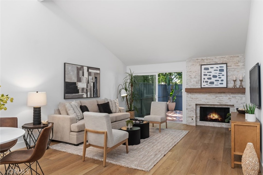 MLS #OC25168968 image #5