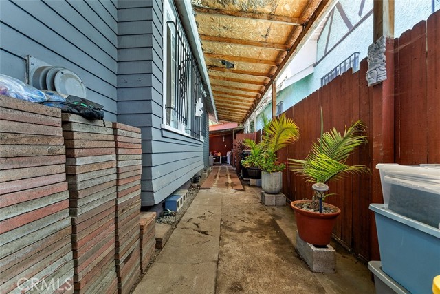 MLS #OC25169205 image #38