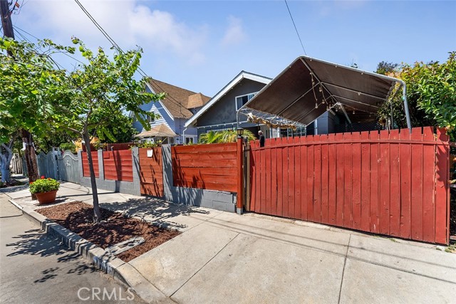 MLS #OC25169205 image #4