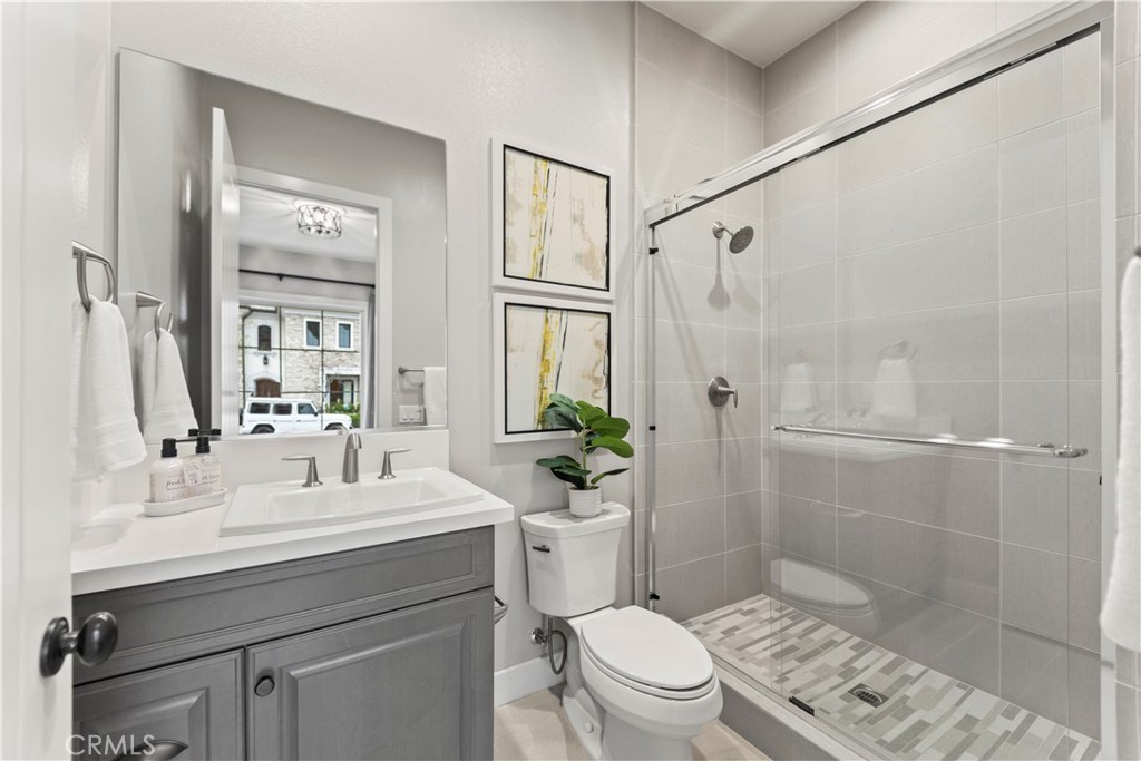 MLS #OC25169338 image #23