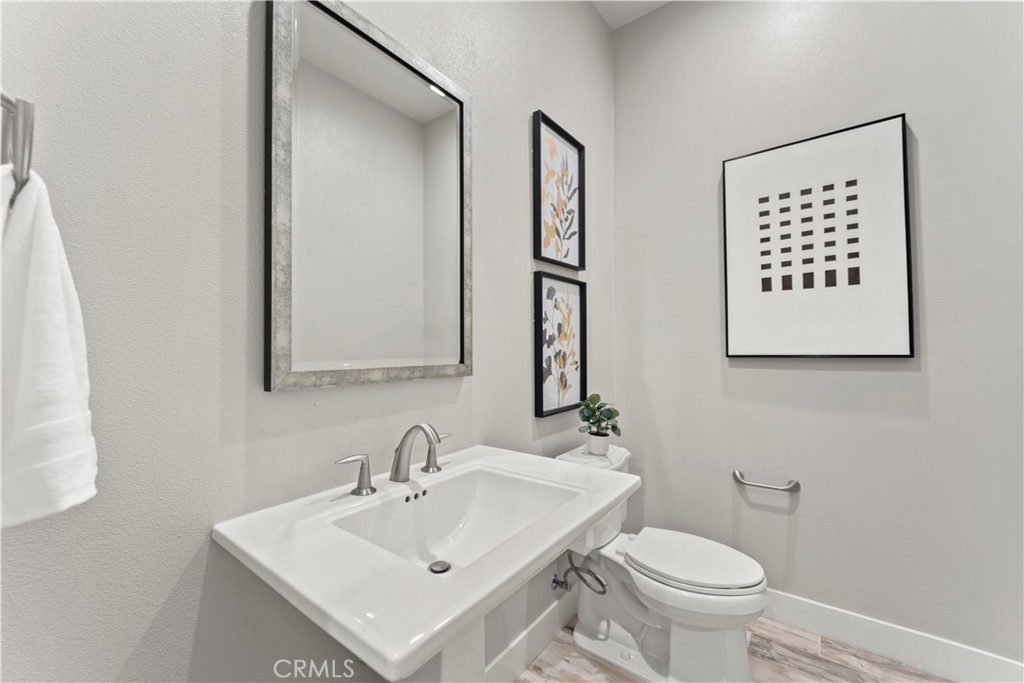 MLS #OC25169338 image #24