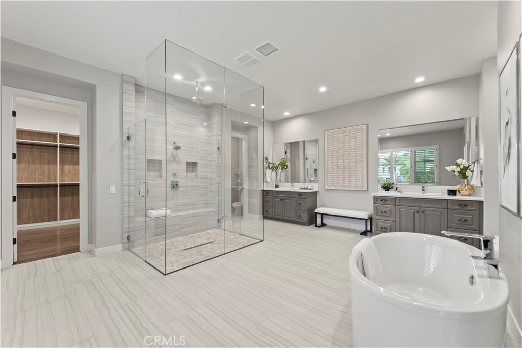 MLS #OC25169338 image #42