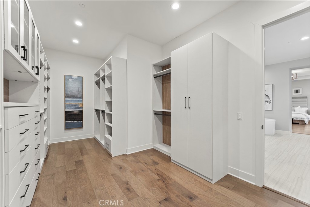 MLS #OC25169338 image #44