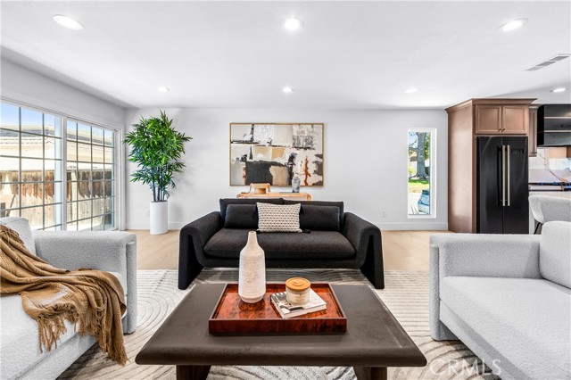 MLS #OC25169347 image #10