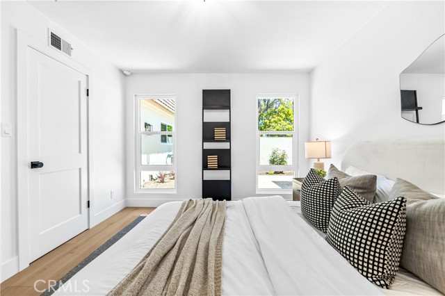 MLS #OC25169347 image #26