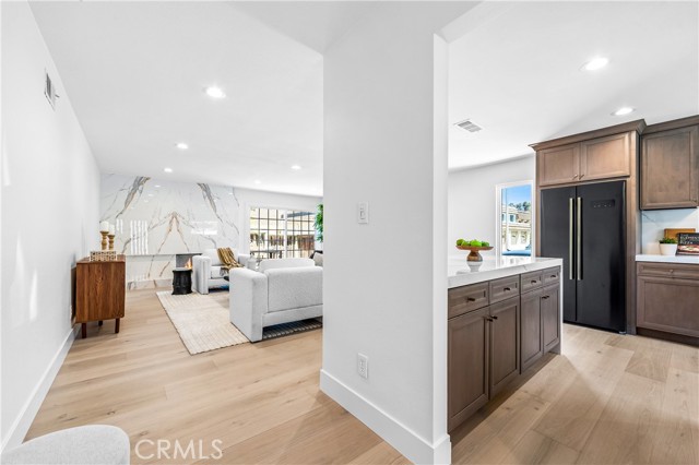 MLS #OC25169347 image #6