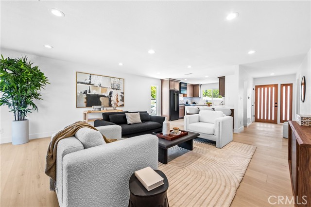 MLS #OC25169347 image #7