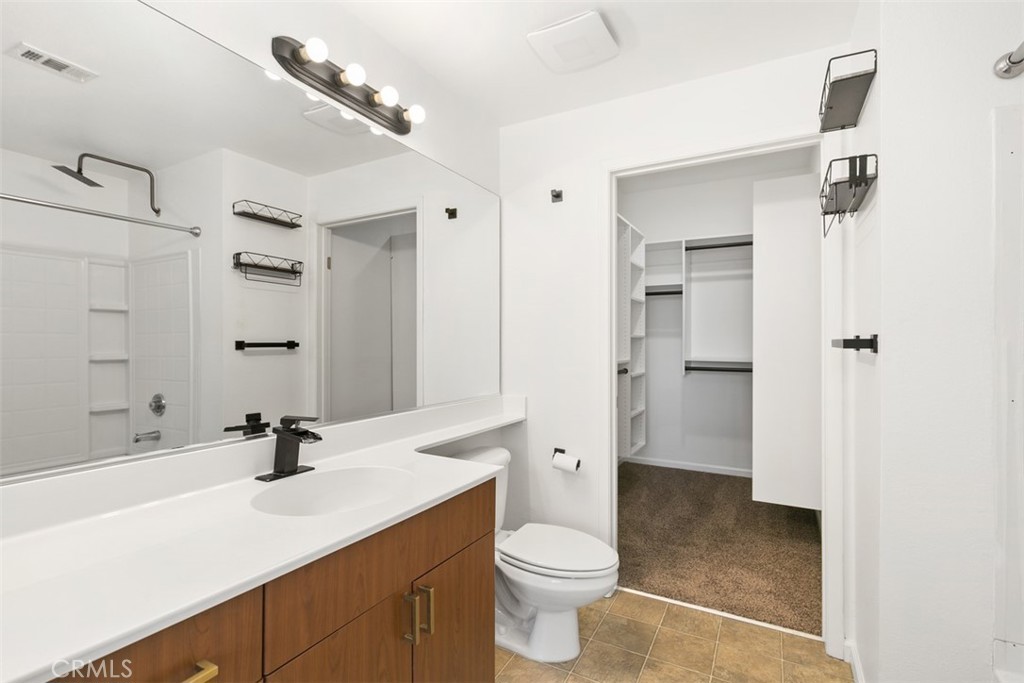 MLS #OC25169357 image #18