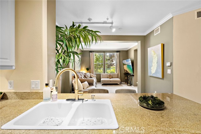 MLS #OC25169436 image #6