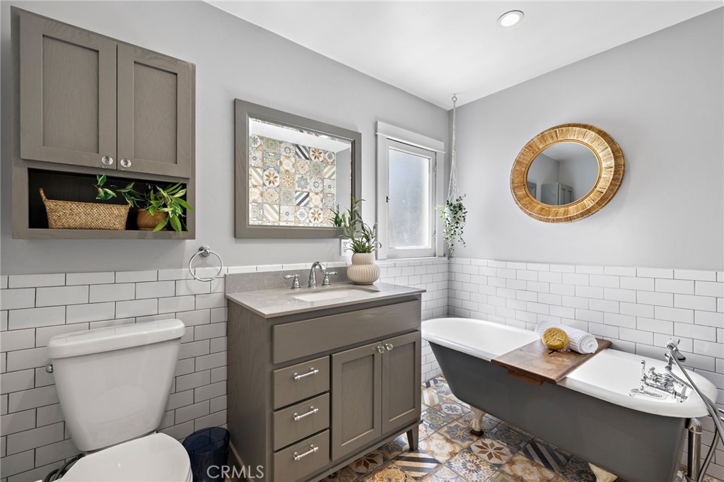 MLS #OC25169455 image #15