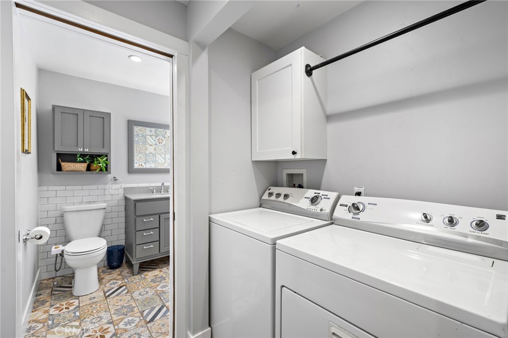 MLS #OC25169455 image #16