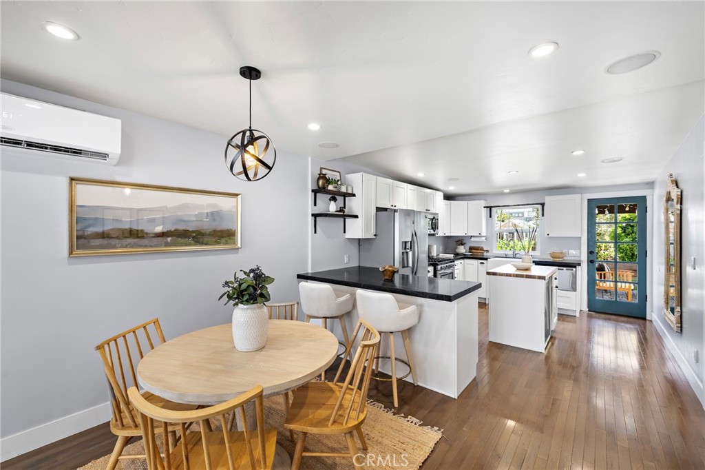 MLS #OC25169455 image #2