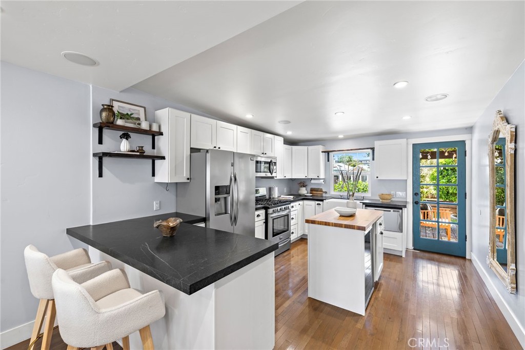 MLS #OC25169455 image #3