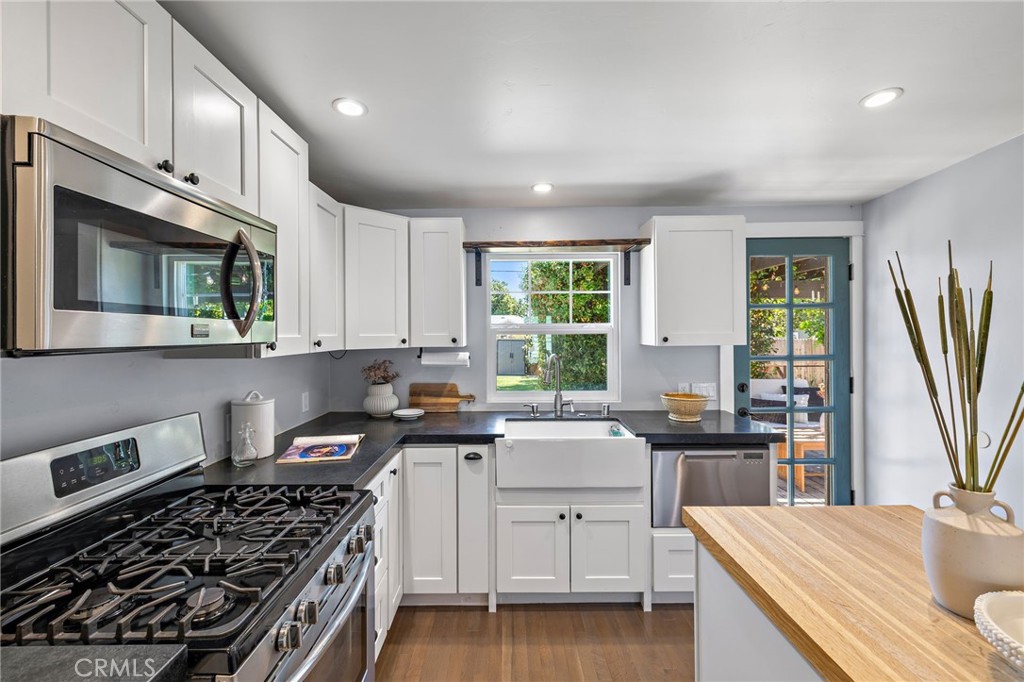 MLS #OC25169455 image #5