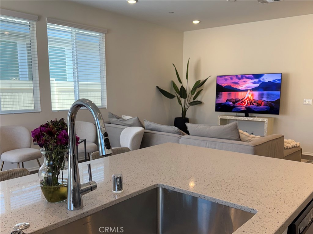 MLS #OC25169475 image #18