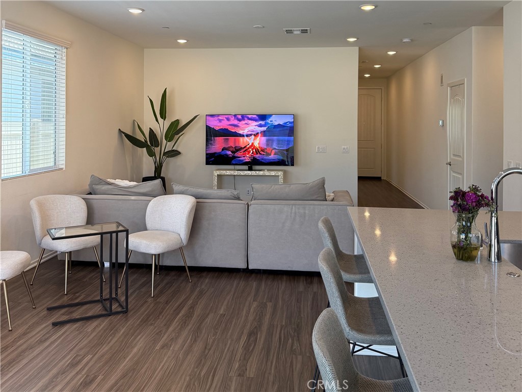 MLS #OC25169475 image #22