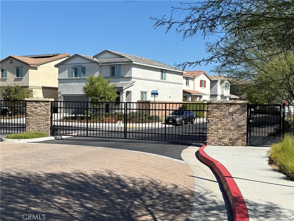 MLS #OC25169475 image #57