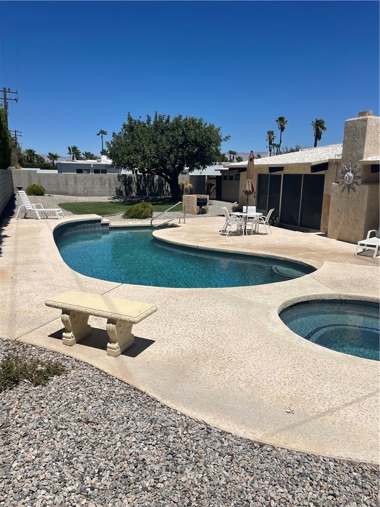 MLS #OC25169537 image #12