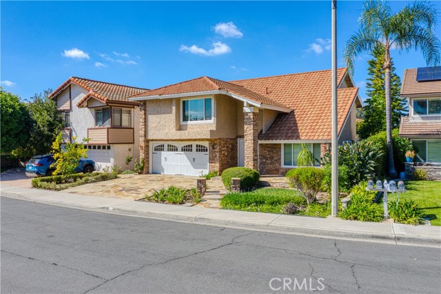 MLS #OC25169591 image #1