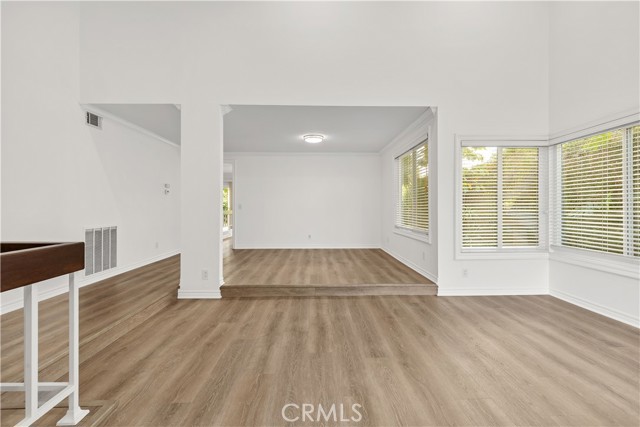 MLS #OC25169591 image #16