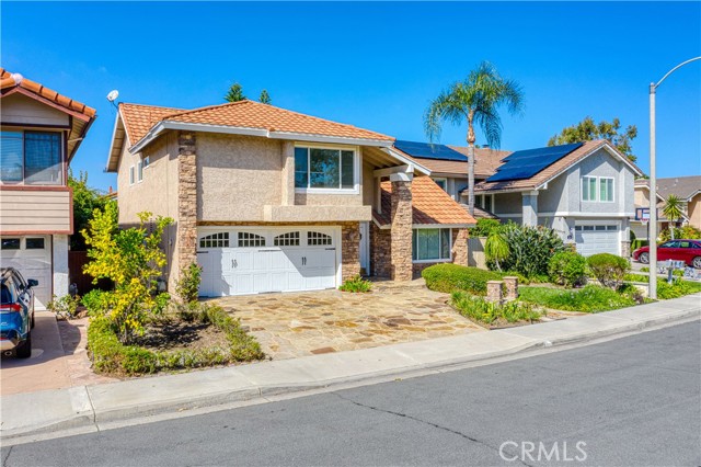 MLS #OC25169591 image #2