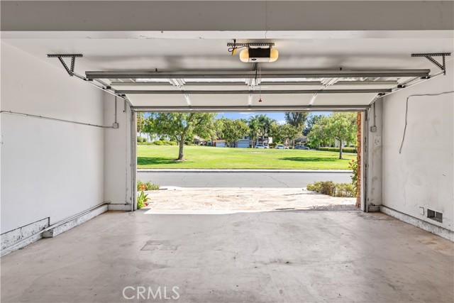MLS #OC25169591 image #33