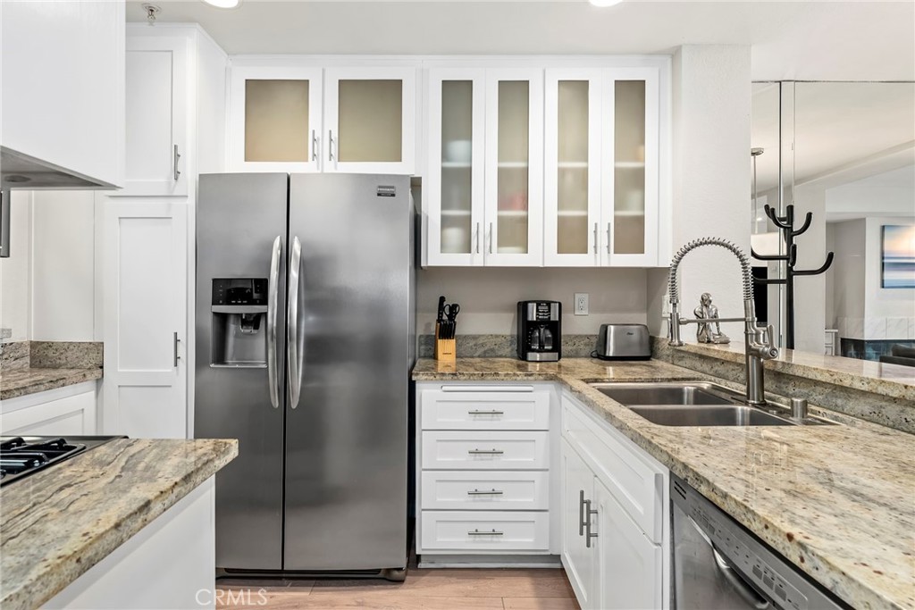 MLS #OC25169608 image #10