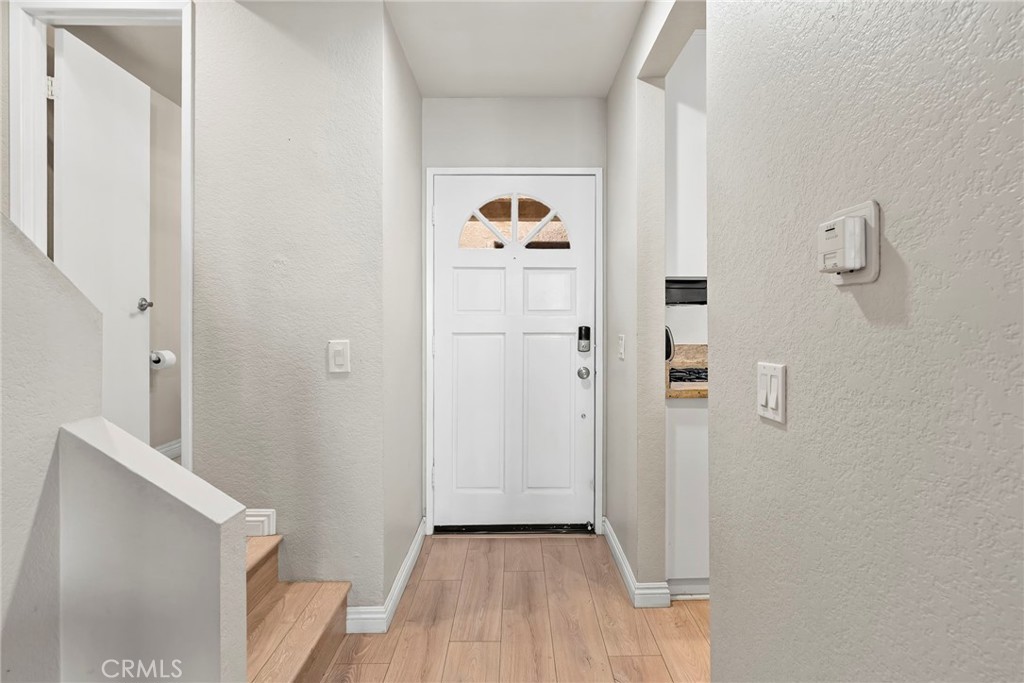 MLS #OC25169608 image #3