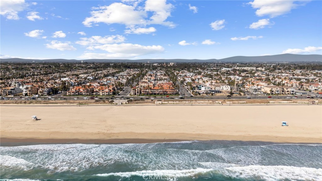 MLS #OC25169608 image #30