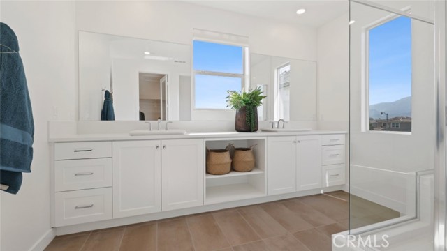 MLS #OC25169707 image #9