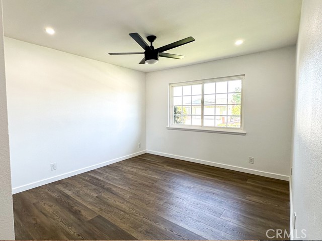 MLS #OC25169747 image #22