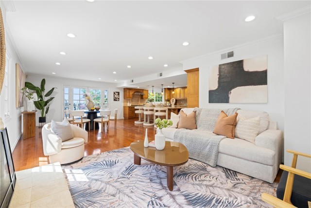 MLS #OC25169873 image #11