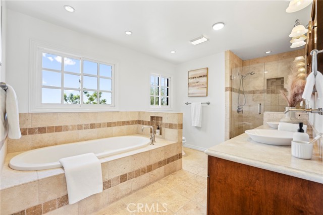 MLS #OC25169873 image #20