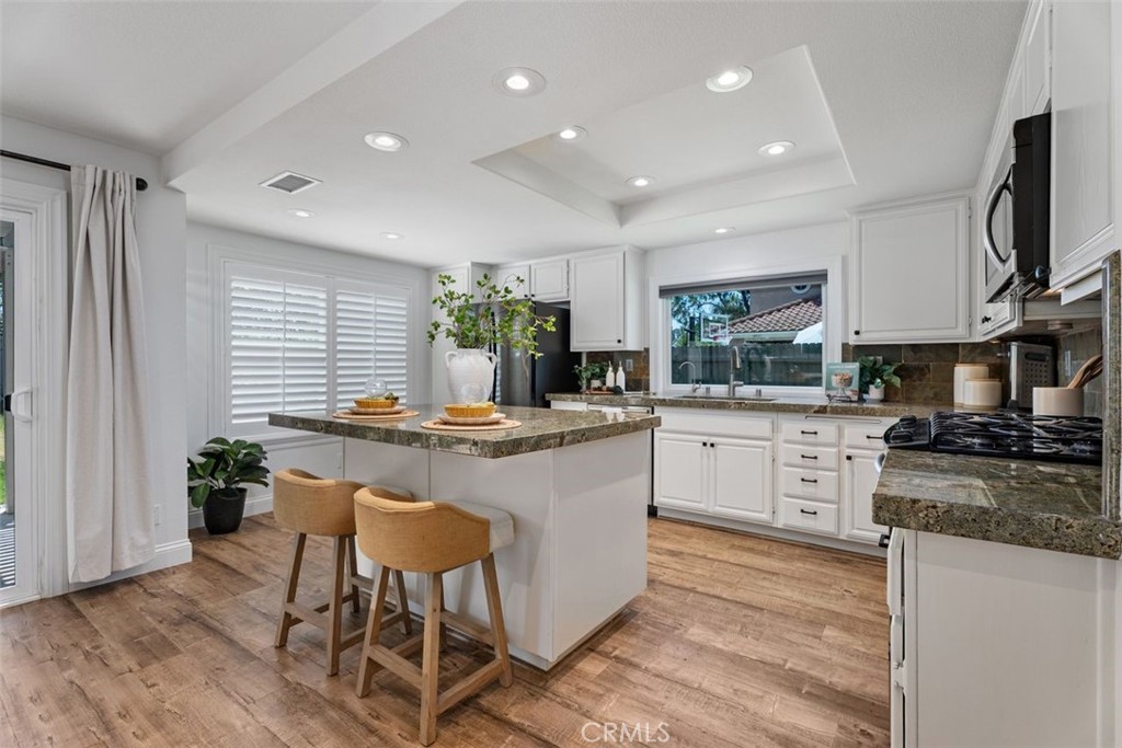 MLS #OC25169899 image #11