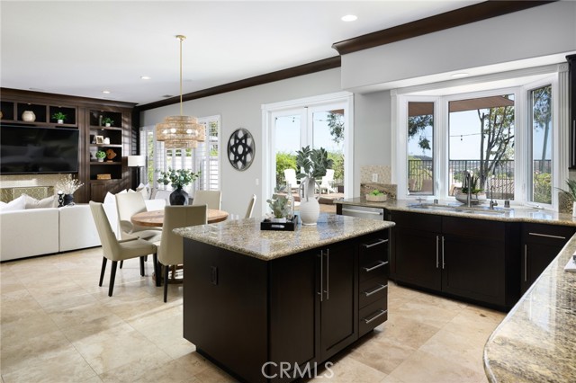 MLS #OC25170026 image #2