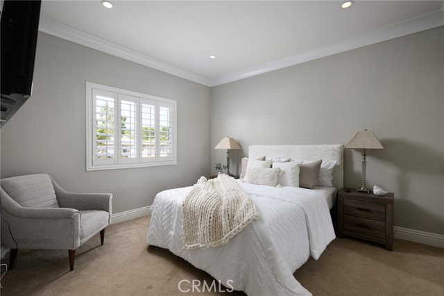 MLS #OC25170026 image #24