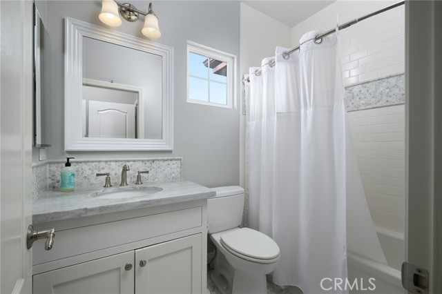 MLS #OC25170026 image #27